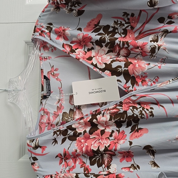 BloomChic Floral Dress - 1X - US 14/16 - NWT - Picture 3 of 16